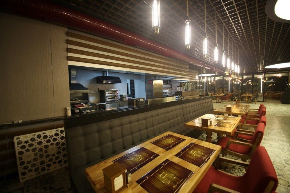 科内尔酒店 Sincan 外观 照片